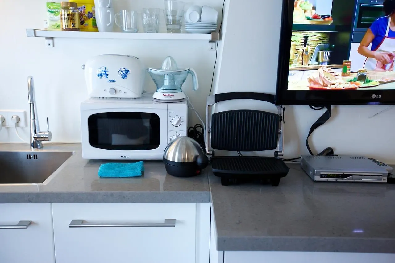 Bed & Breakfast Roni Apartment Amsterdam